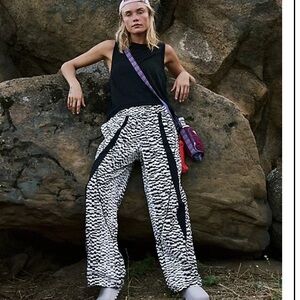 FP Movement - Aces Printed Pants small